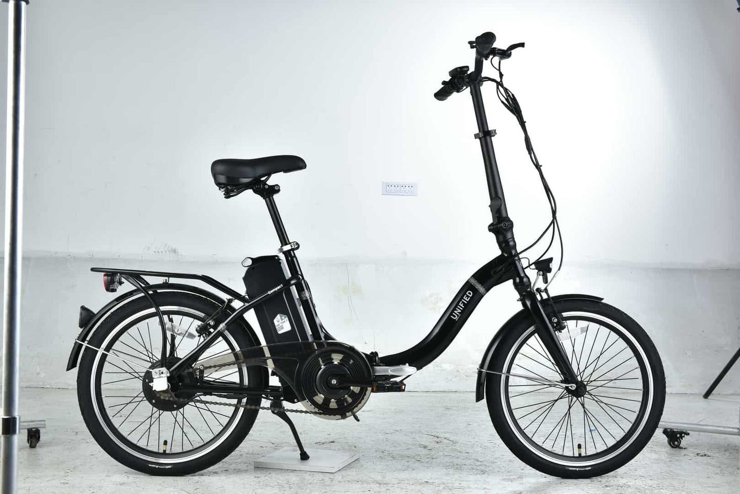 COMPACT +